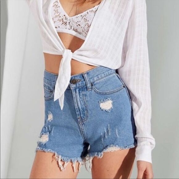 BDG Girlfriend High Rise Distressed Denim Short 27W - Picture 1 of 8